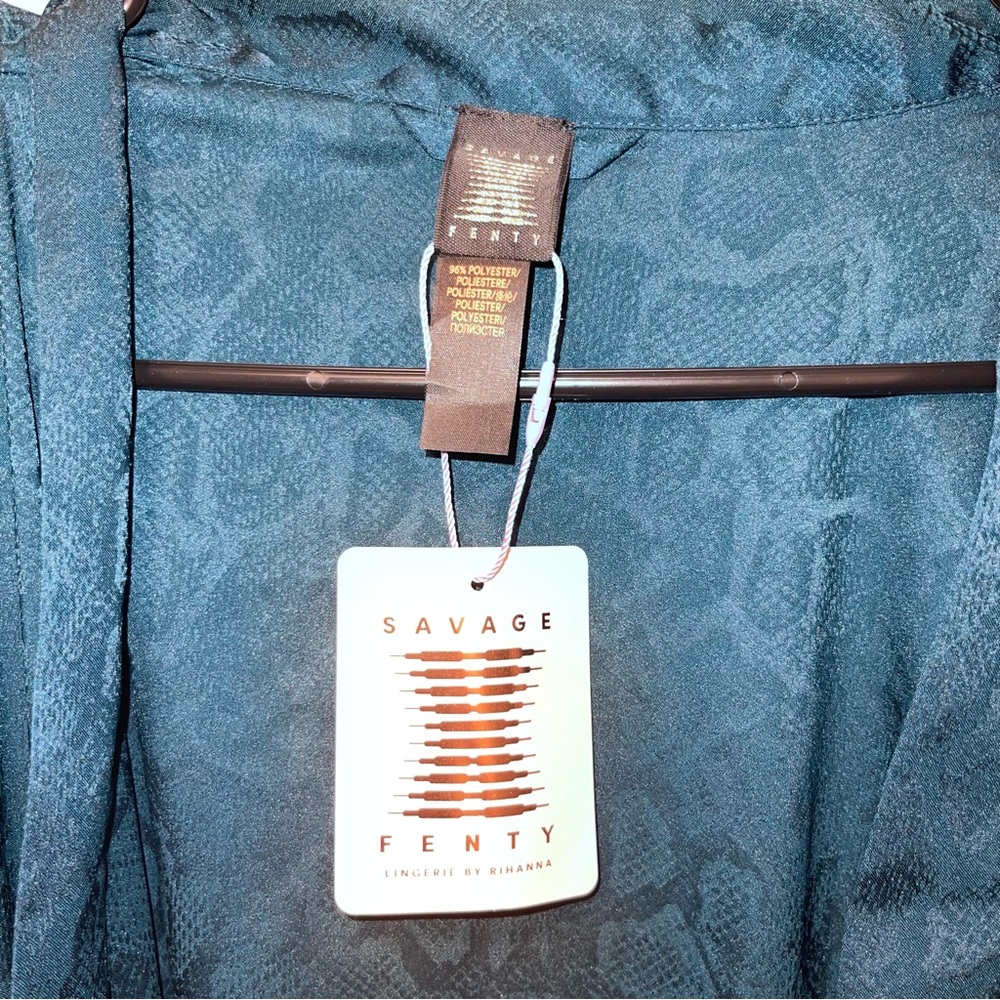 NWT Savage X Fenty Satin Jacquard Long Robe - Picture 5 of 7